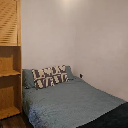 Apartment Salus House *